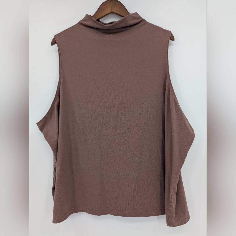 Athleta Women's Outbound II Tank Top 3X Mock Neck Rustic Beige Athletic Neutral